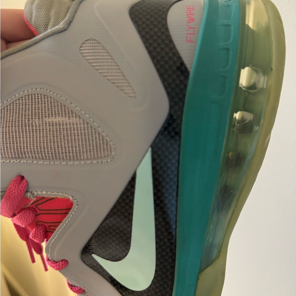 EUC LeBron 9 P.S. Elite South Beach Men’s 11 RARE & Authentic - Picture 3 of 10